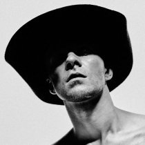 MAX BARSKIH - Someone New