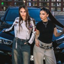 AYSELU, ZARINA - Без повода