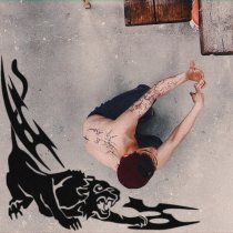 LUVSS - Пачка красных купюр