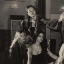 Наша Таня - Сестры