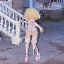 Mazel Tov, Gelya Chi - Bezdna