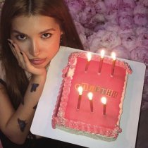 tenderlybae - СПЛЕТНИ