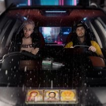 Паша Техник, Олег Горячий - Тусить