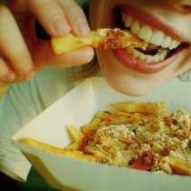 Бизае, WUNA - FRIES CHILI CHEESE